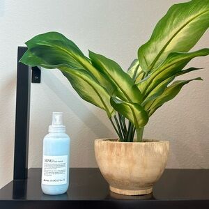 Davines Minu hair serum